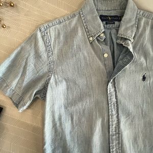 Light Chambray Men’s Button Down